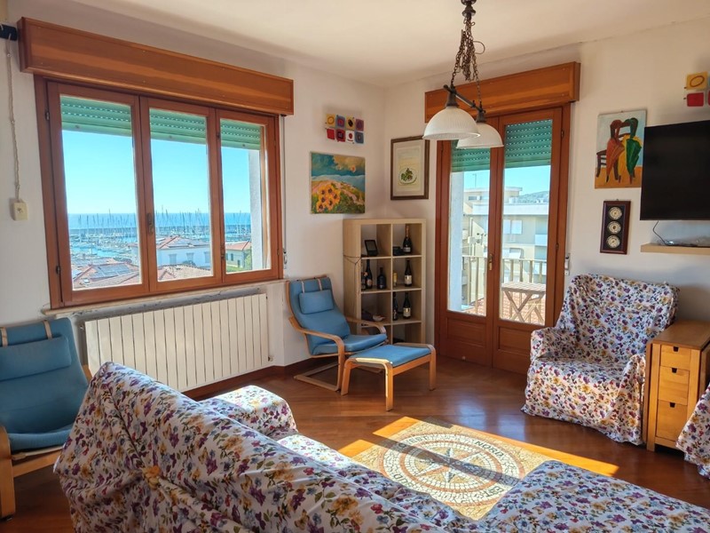 Quadrilocale in Vendita a Rosignano Marittimo, zona Rosignano Solvay, 420'000&euro;, 116 m², arredato, con Box