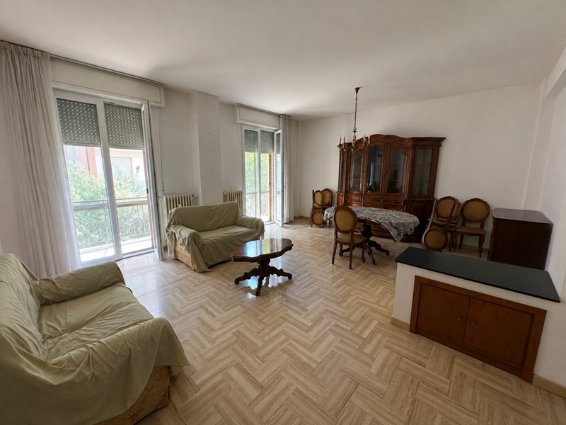 Quadrilocale in Vendita a Livorno, 195'000&euro;, 106 m², arredato