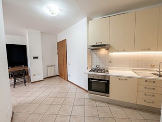 Trilocale in Vendita a Empoli, 225'000&euro;, 65 m², arredato, con Box