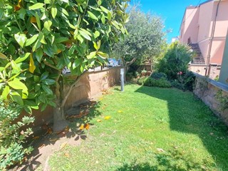 Quadrilocale in Vendita a Rosignano Marittimo, zona Rosignano Solvay, 215'000&euro;, 105 m², con Box