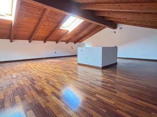 Quadrilocale in Vendita a Cascina, 245'000&euro;, 107 m²