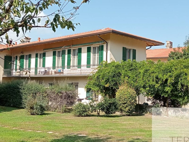Trilocale in Vendita a Cisano Bergamasco, 248'000&euro;, 140 m²