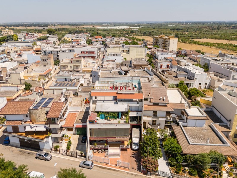Appartamento in Vendita a Sammichele di Bari, 950'000&euro;, 1710 m²