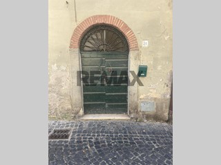 Bilocale in Vendita a Velletri, 25'000&euro;, 40 m²