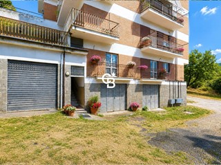 Trilocale in Vendita a Viterbo, 75'000&euro;, 85 m²