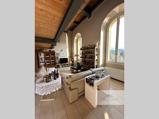 Quadrilocale in Vendita a Brivio, 399'000&euro;, 200 m²