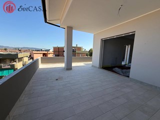 Quadrilocale in Vendita a Ladispoli, 270'000&euro;, 75 m²