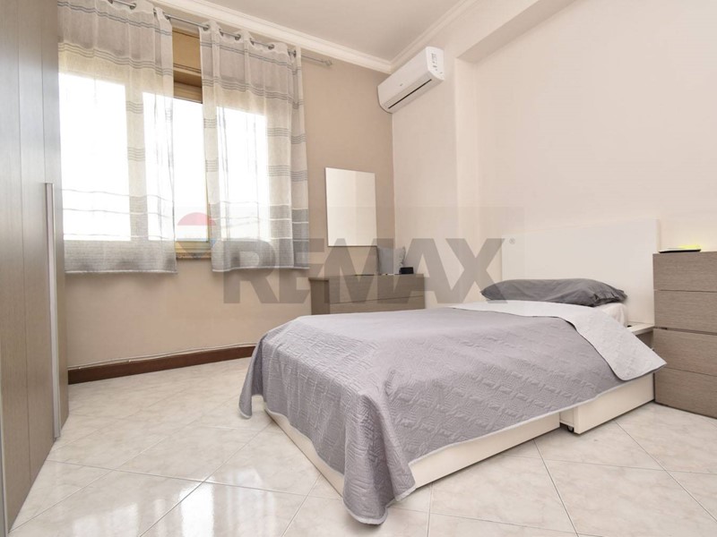 Appartamento in Vendita a Gravina di Catania, 107'000&euro;, 123 m²