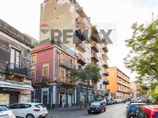 Appartamento in Vendita a Catania, 100'000&euro;, 105 m²