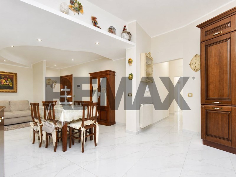 Quadrilocale in Vendita a Paternò, 100'000&euro;, 96 m²