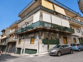 Quadrilocale in Vendita a Paternò, 100'000&euro;, 96 m²