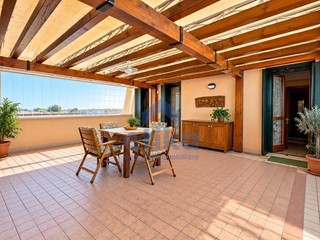 Attico in Vendita a Conegliano, 250'000&euro;, 130 m²