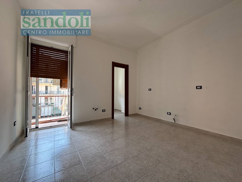 Bilocale in Vendita a Vercelli, 75'000&euro;, 70 m²