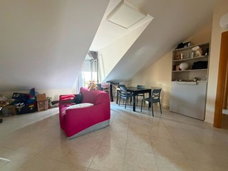 Quadrilocale in Affitto a San Nicola la Strada, 640&euro;, 105 m²