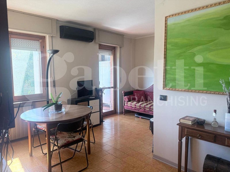 Trilocale in Vendita a Moncalieri, 155'000&euro;, 80 m², con Box