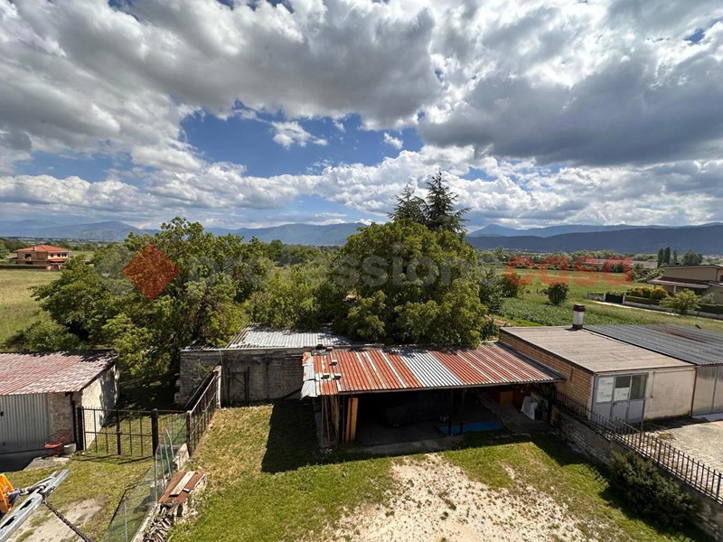 Bilocale in Vendita a Avezzano, 65'000&euro;, 70 m²