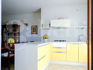 Appartamento in Vendita a Portogruaro, 260'000&euro;, 120 m², arredato, con Box