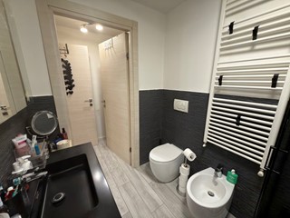 Bilocale in Vendita a Milano, 279'000&euro;, 61 m²