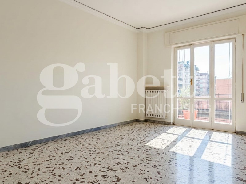 Bilocale in Vendita a Marano di Napoli, 165'000&euro;, 75 m²