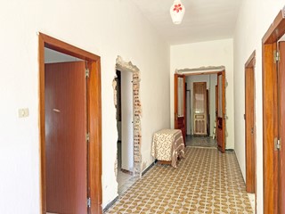 Trilocale in Vendita a Senorbì, 65'000&euro;, 158 m²