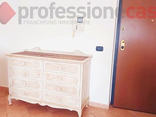 Trilocale in Affitto a Piedimonte San Germano, 365&euro;, 75 m², arredato