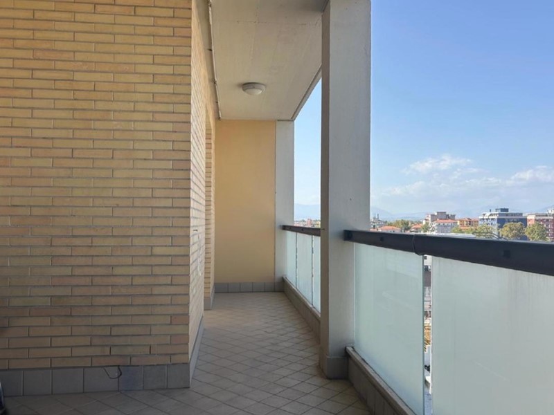 Quadrilocale in Affitto a Pescara, 320&euro;, 94 m², arredato