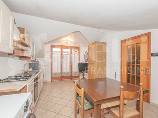 Trilocale in Vendita a Giaveno, 45'000&euro;, 69 m²