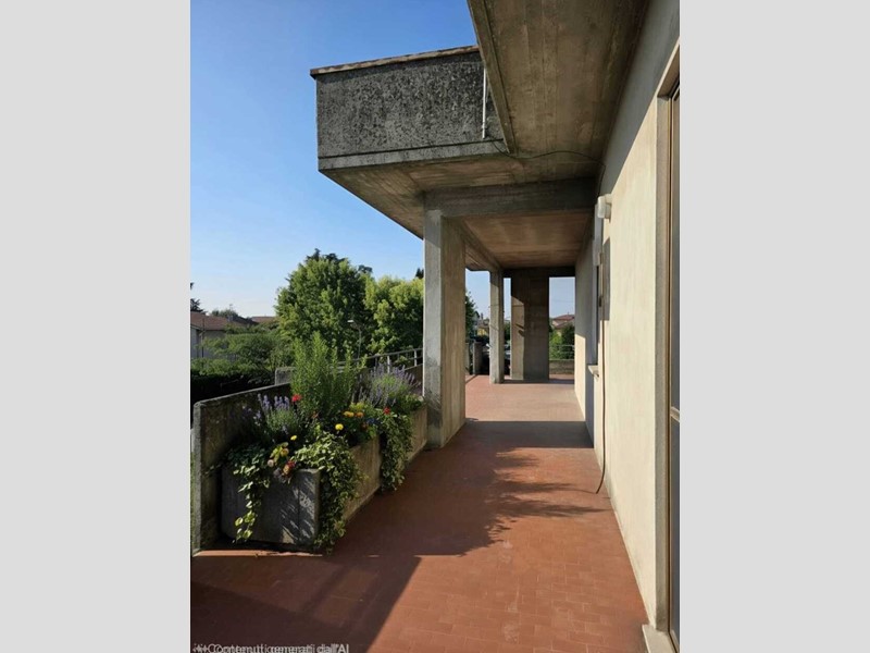Appartamento in Vendita a Roccabianca, 122'000&euro;, 185 m², con Box