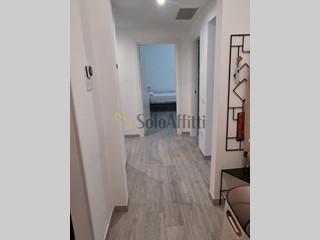 Quadrilocale in Affitto a Pescara, zona Via Nicola Fabrizi, 1'000&euro;, 101 m², arredato