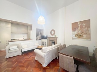 Bilocale in Affitto a Bologna, zona Centro, 1'200&euro;, 65 m², arredato