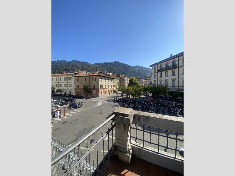 Bilocale in Affitto a Como, 1'200&euro;, 50 m², arredato