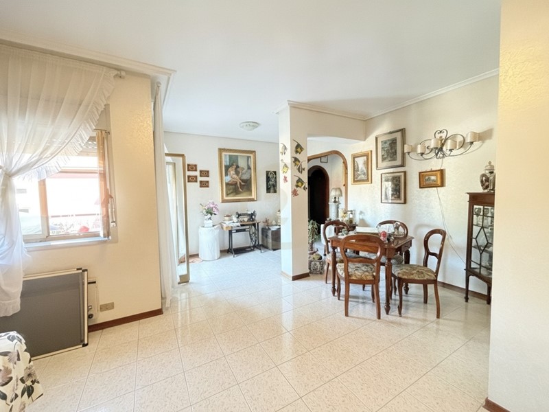 Appartamento in Vendita a Mascalucia, zona Centro, 145'000&euro;, 120 m²