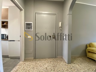 Quadrilocale in Affitto a Milano, zona Forze Armate - Lorenteggio, 1'300&euro;, 110 m², arredato, con Box