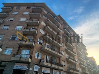 Bilocale in Affitto a Torino, 500&euro;, 60 m², arredato