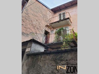 Appartamento in Vendita a Grandola ed Uniti, 29'000&euro;, 243 m²
