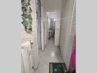 Appartamento in Vendita a Torino, 40'500&euro;, 77 m²