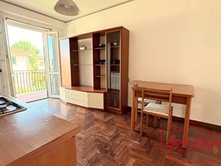 Trilocale in Vendita a Lucca, zona San Cassiano a Vico, 129'000&euro;, 45 m², arredato