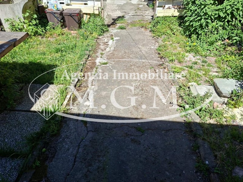 Quadrilocale in Vendita a Vicopisano, 156'000&euro;, 75 m²