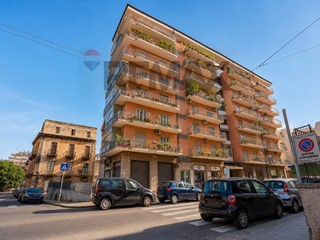 Bilocale in Vendita a Catania, 98'000&euro;, 50 m²