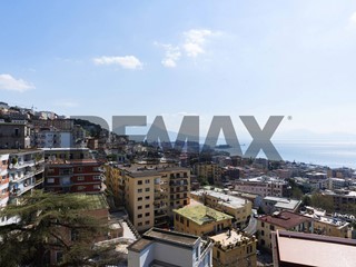Appartamento in Vendita a Napoli, 1'980'000&euro;, 230 m²