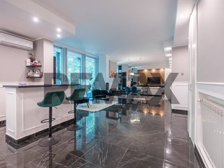 Appartamento in Vendita a Roma, 849'000&euro;, 160 m²