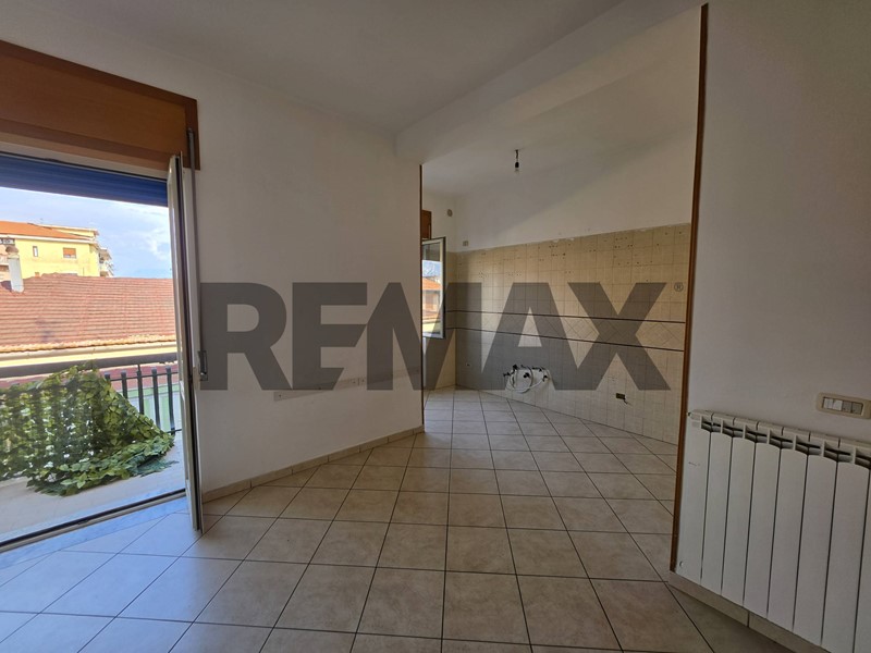 Trilocale in Vendita a Bellizzi, 133'000&euro;, 80 m²