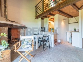 Bilocale in Vendita a Ischia di Castro, 75'000&euro;, 58 m²