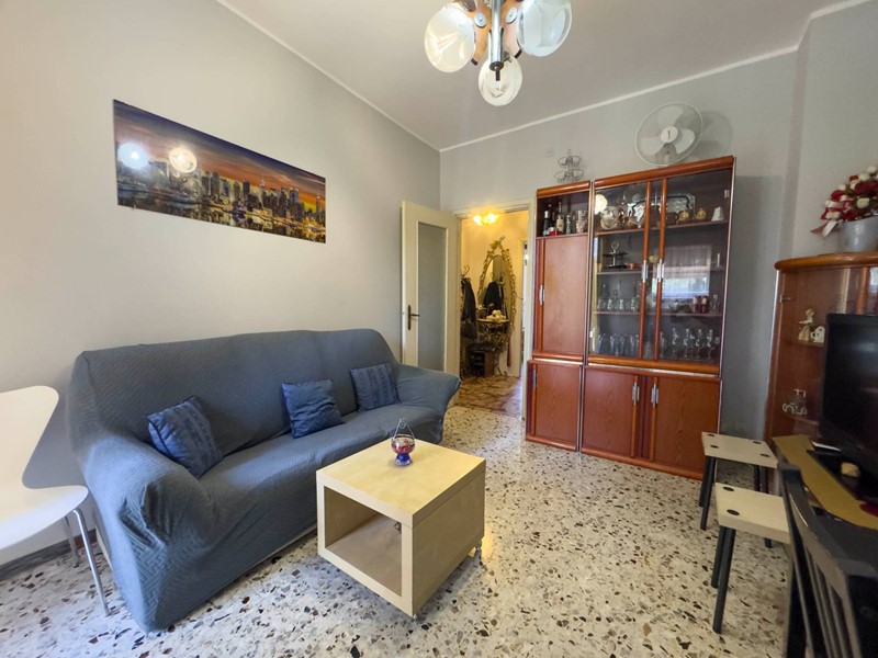 Bilocale in Vendita a Torino, 85'000&euro;, 57 m²