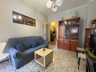 Bilocale in Vendita a Torino, 85'000&euro;, 57 m²