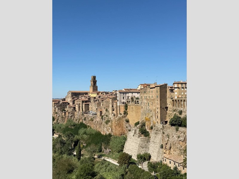 Appartamento in Vendita a Pitigliano, 165'000&euro;, 150 m²