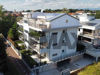 Attico in Vendita a Vimercate, 638'000&euro;, 144 m²
