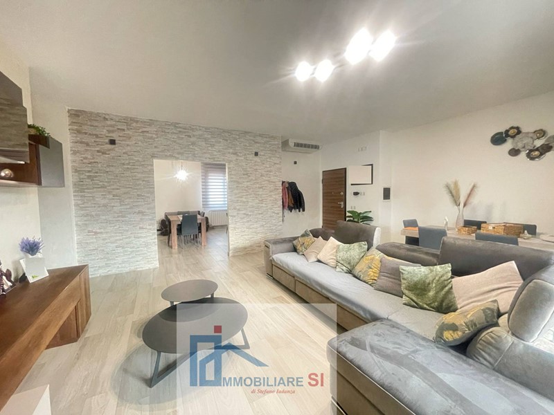 Appartamento in Vendita a Foglianise, 153'000&euro;, 176 m²