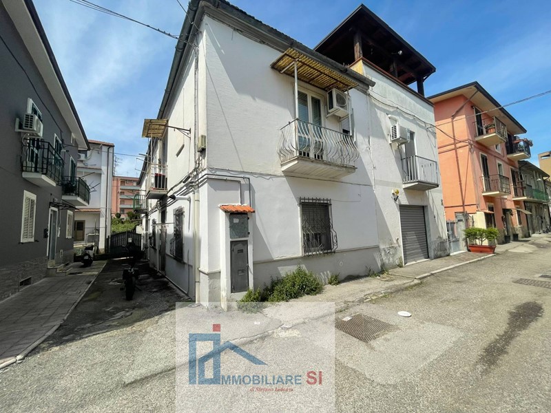 Trilocale in Vendita a Benevento, 50'000&euro;, 60 m²