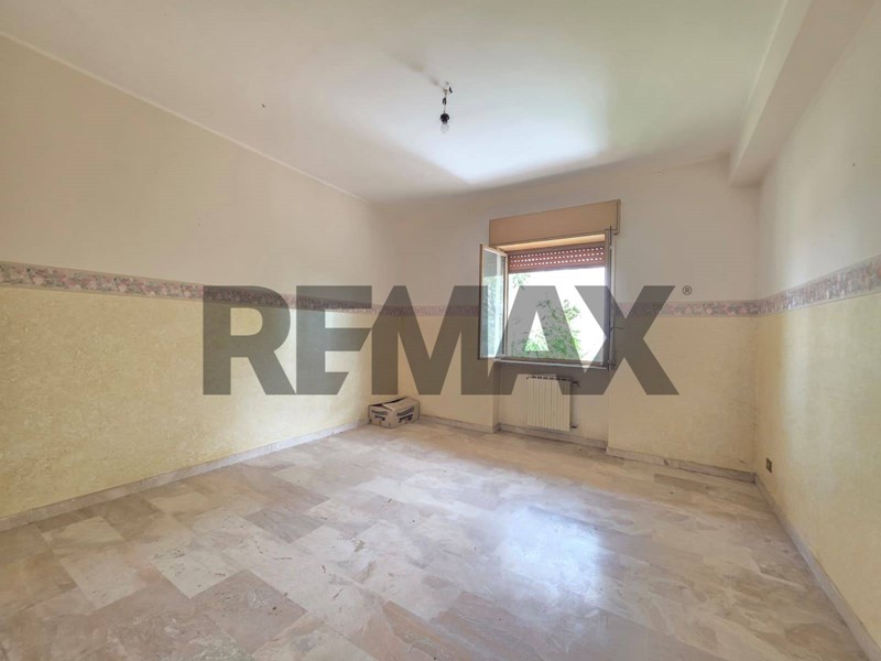 Trilocale in Vendita a Mendicino, 30'000&euro;, 95 m²